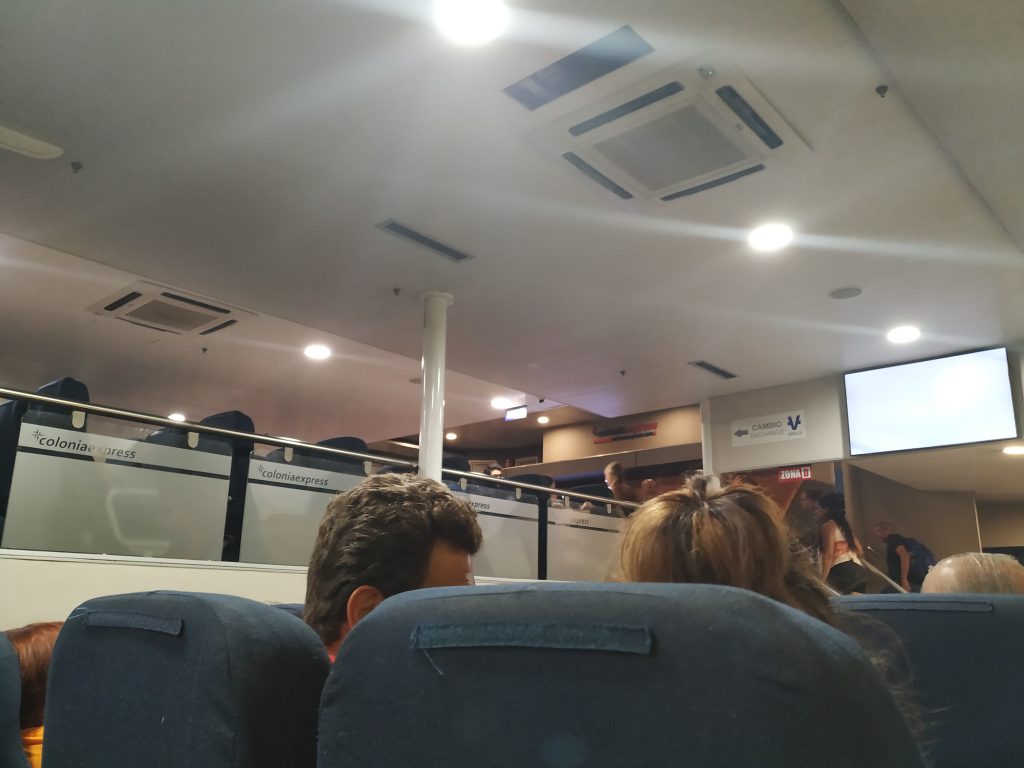 Colonia Express Embarcação