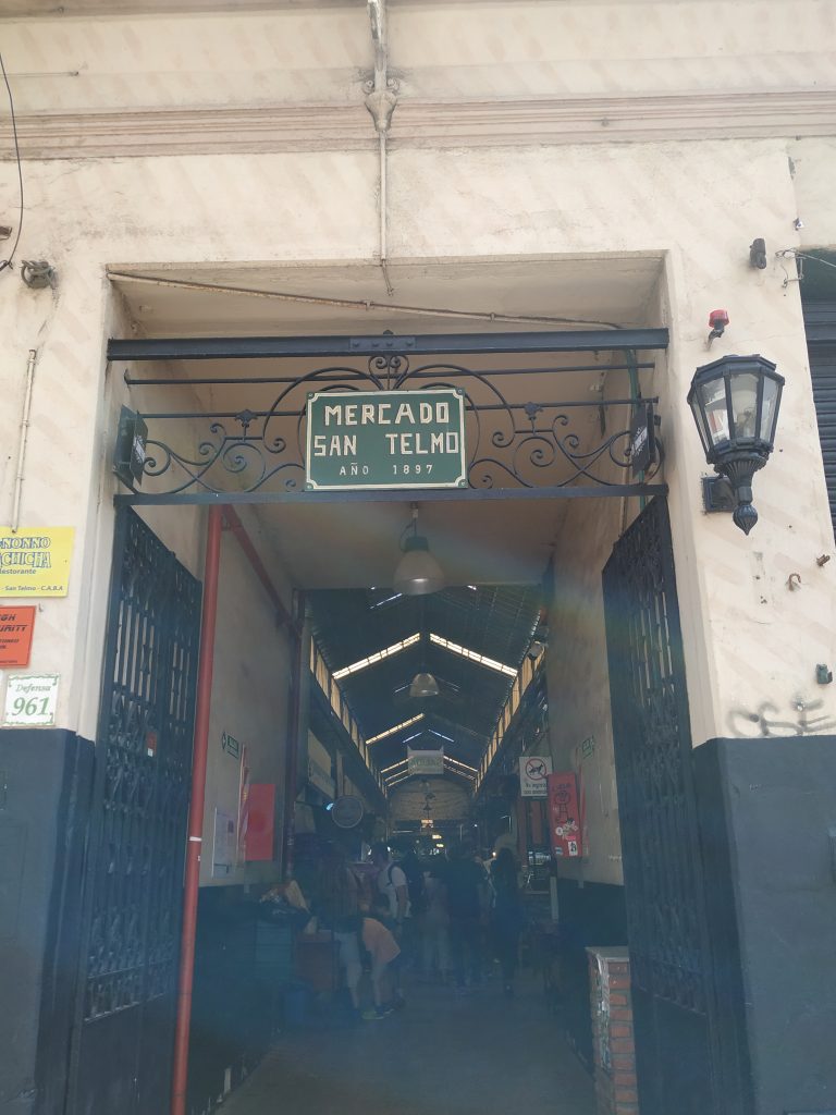 Roteiro em Buenos Aires 4 dias de baratezas na cidade 47 Mercado San Telmo: 4 dias em Buenos Aires