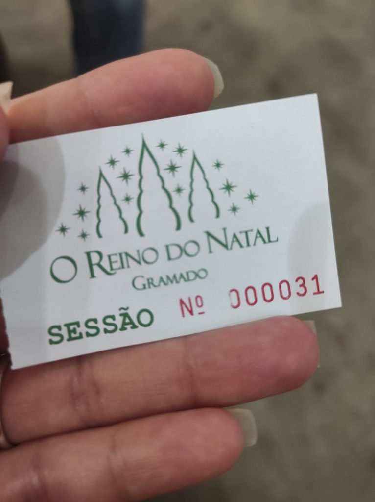 Para viajar no natal compre ingressos com antecedência